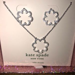 NIB - Kate Spade Scrunched Scallops Jewlery Set
